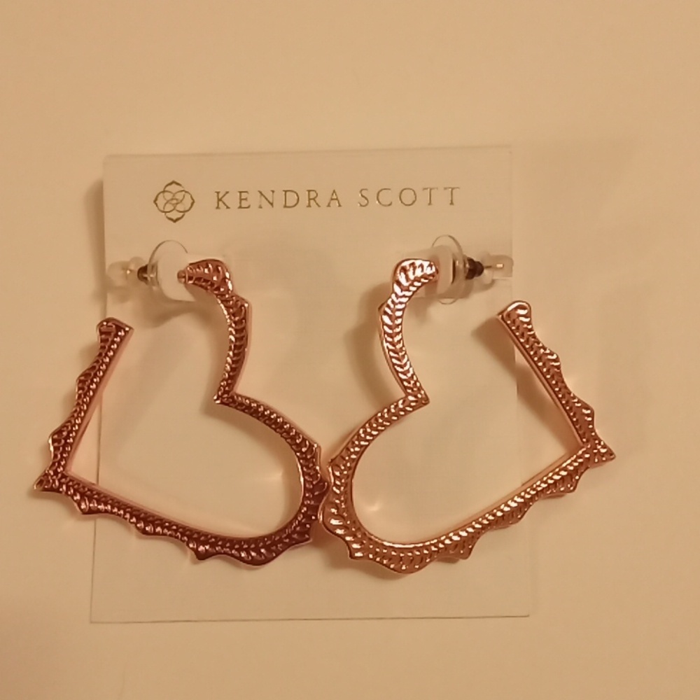 Kendra Scott Sophee Heart Hoop Earrings - Picture 1 of 10